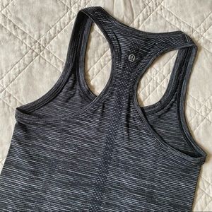 Lululemon racerback tank top size 2